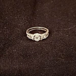 925 silver split band diamond ring around size 8
